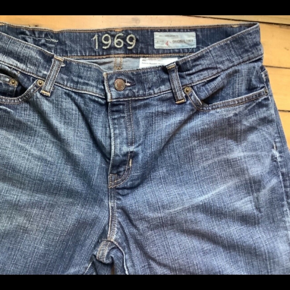 The GAP 1969 Bell Bottom Flare Dark Wash Jeans SAMPLE Size 11? Unmarked, 34”